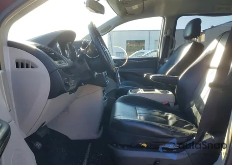 2014 Chrysler Town & Country Touring z USA, uszkodzony, nr VIN 2C4RC1BG2ER132723